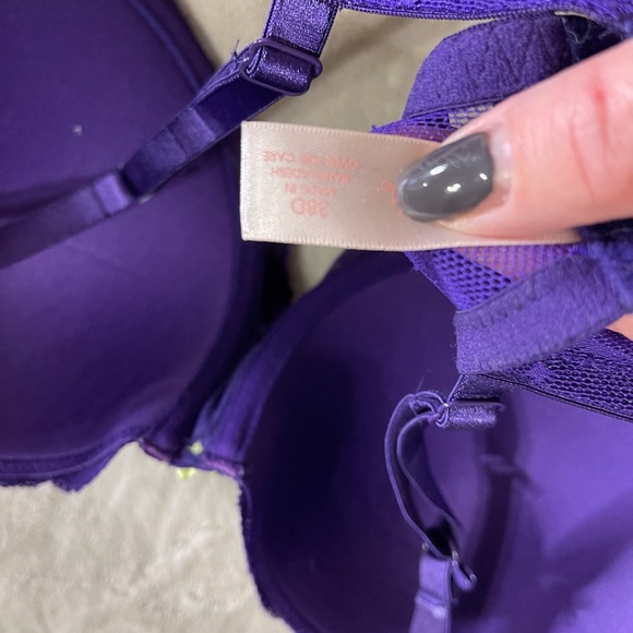 Bra - Picture 2 of 2